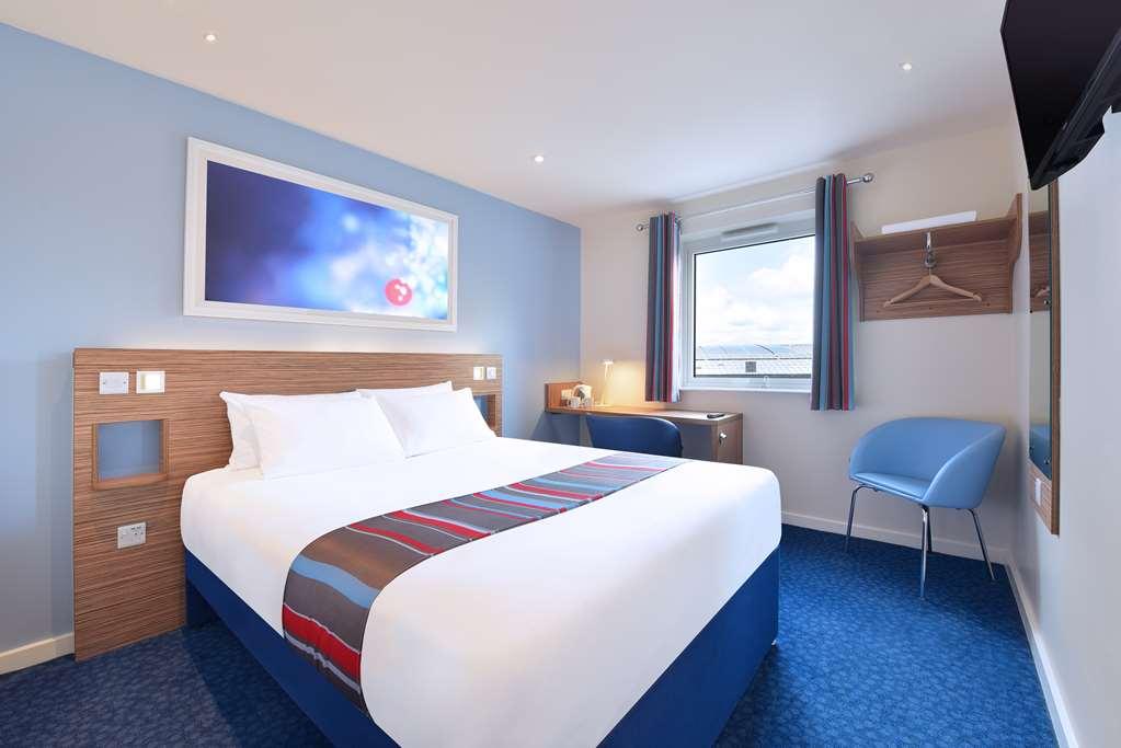 Travelodge Kingston Upon Thames Central London Zimmer foto