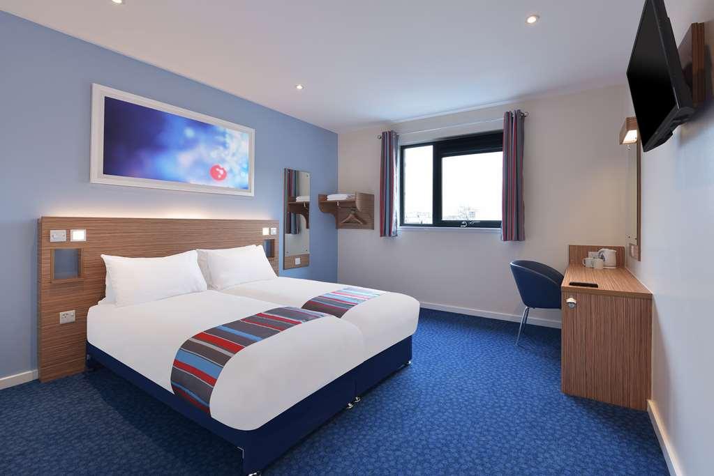 Travelodge Kingston Upon Thames Central London Zimmer foto