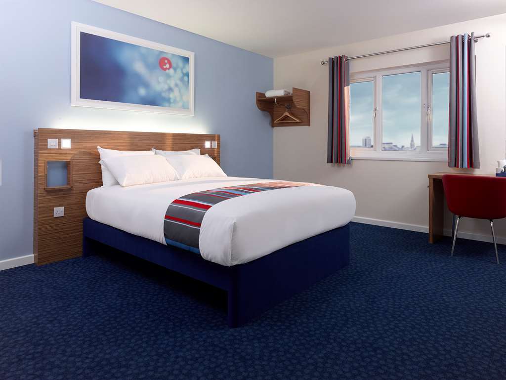 Travelodge Kingston Upon Thames Central London Zimmer foto